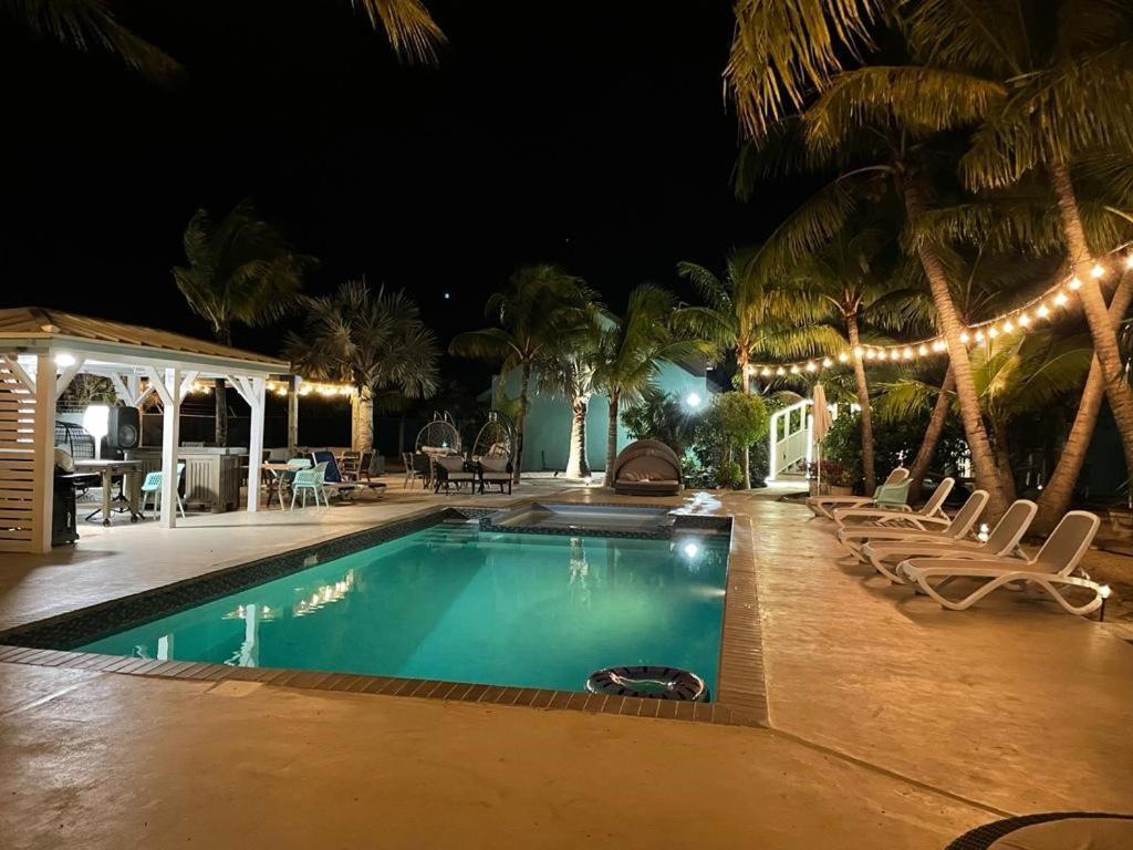 Island Club Turks & Grace Bay Place Екстериор снимка
